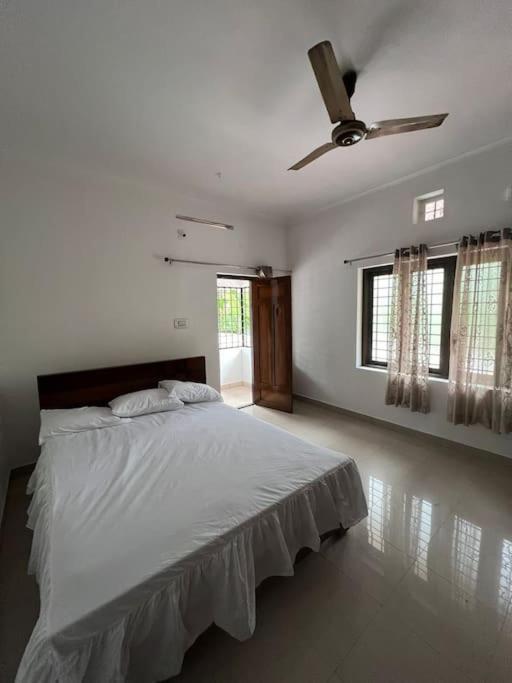 Villa Kalarikkal House Kochi Exterior foto